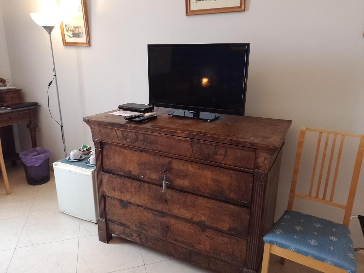 B&B Cupole E Campanili 那不勒斯 外观 照片