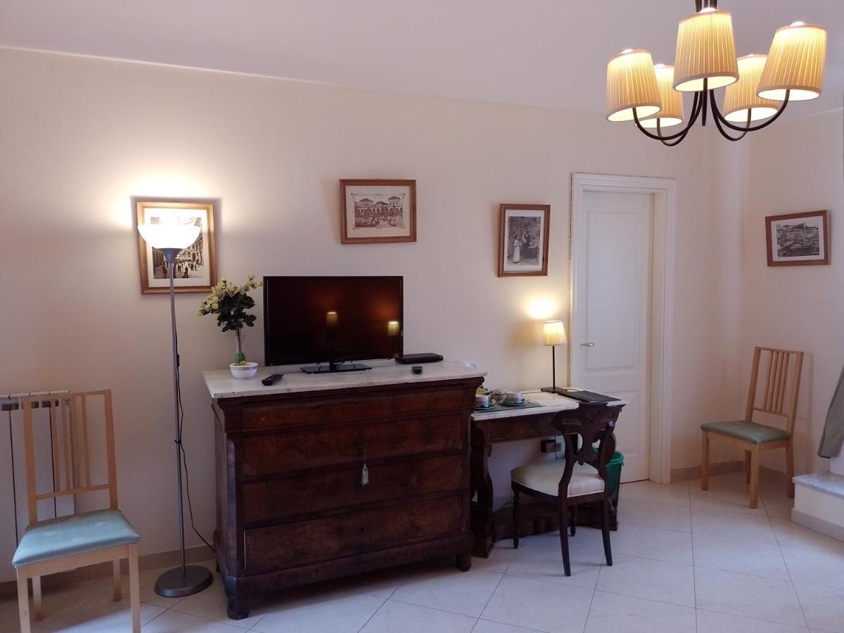 B&B Cupole E Campanili 那不勒斯 外观 照片