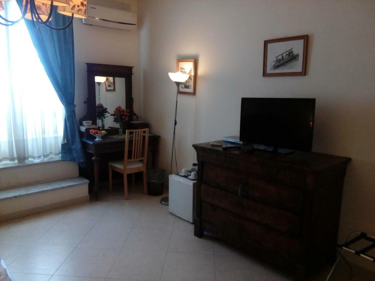 B&B Cupole E Campanili 那不勒斯 外观 照片